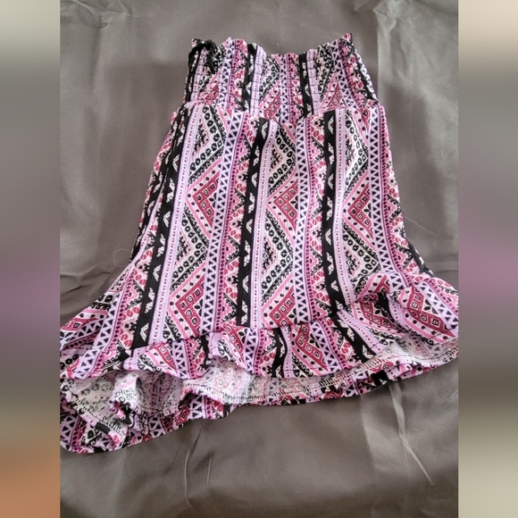 NWT shorts - Picture 3 of 3